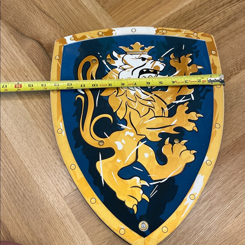 Walt Disney World Disney Bippidi Boppidi Boutique Sword and Shield Set - Picture 7 of 10